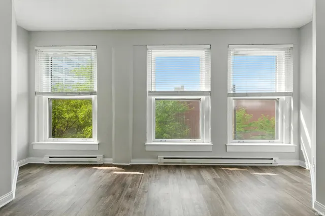 $224,900 | 112 West Washington Boulevard, Unit 329, Fort Wayne, IN 46802