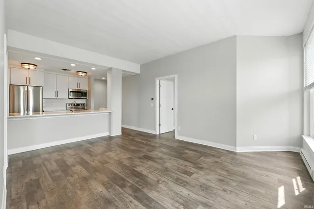 $224,900 | 112 West Washington Boulevard, Unit 329, Fort Wayne, IN 46802