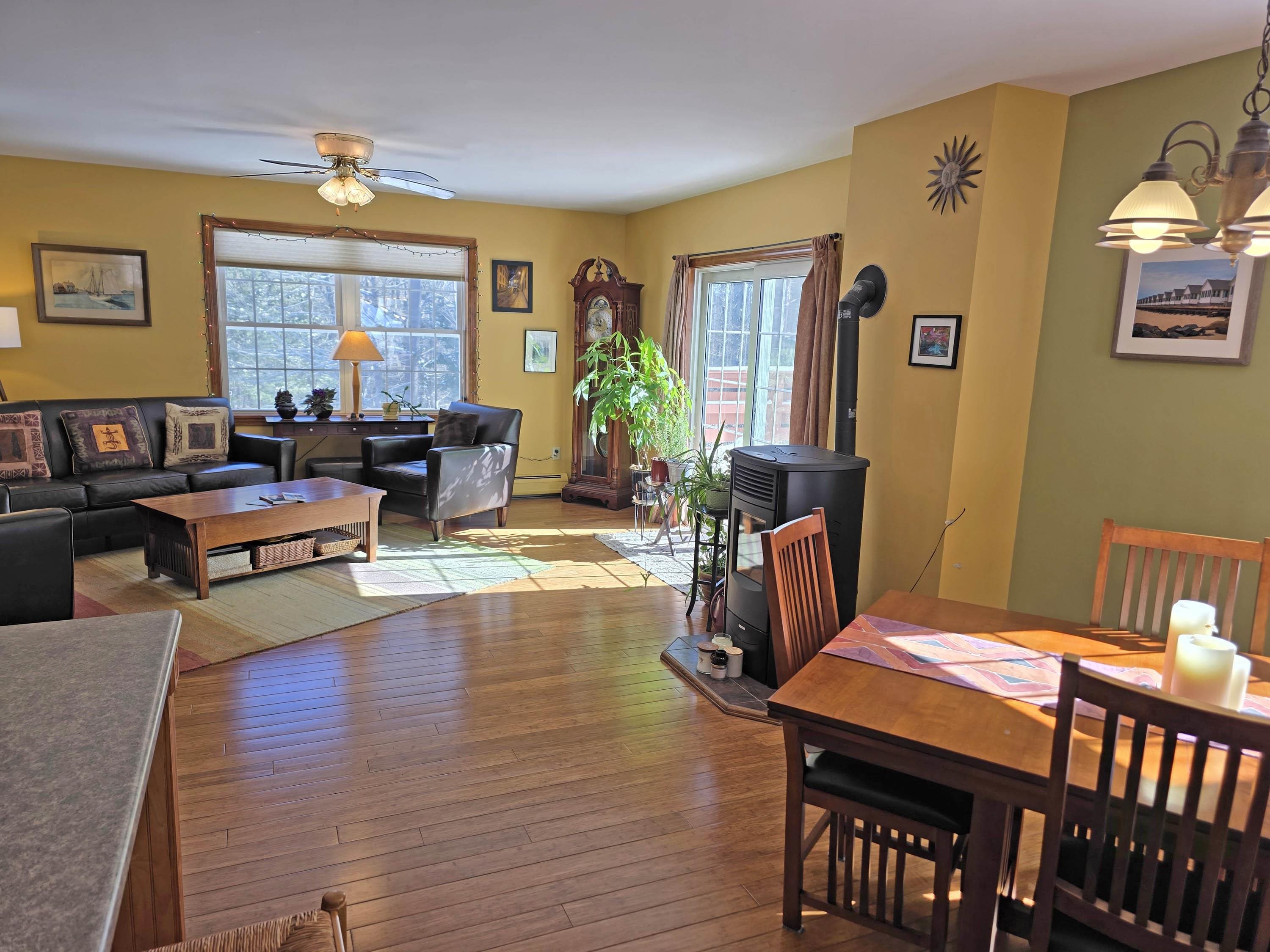 313 Pine Banks Road Putney, VT 05346 - Photo 14 of 37