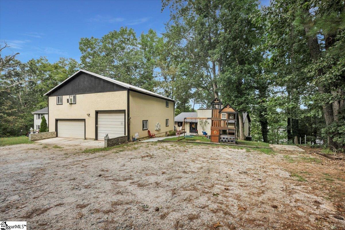 2152 Deloach Drive Anderson, SC 29625 - Photo 6 of 35