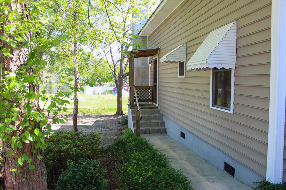 1459 Greenall Road Summerton, SC 29148 - Photo 30 of 43 Side 4
