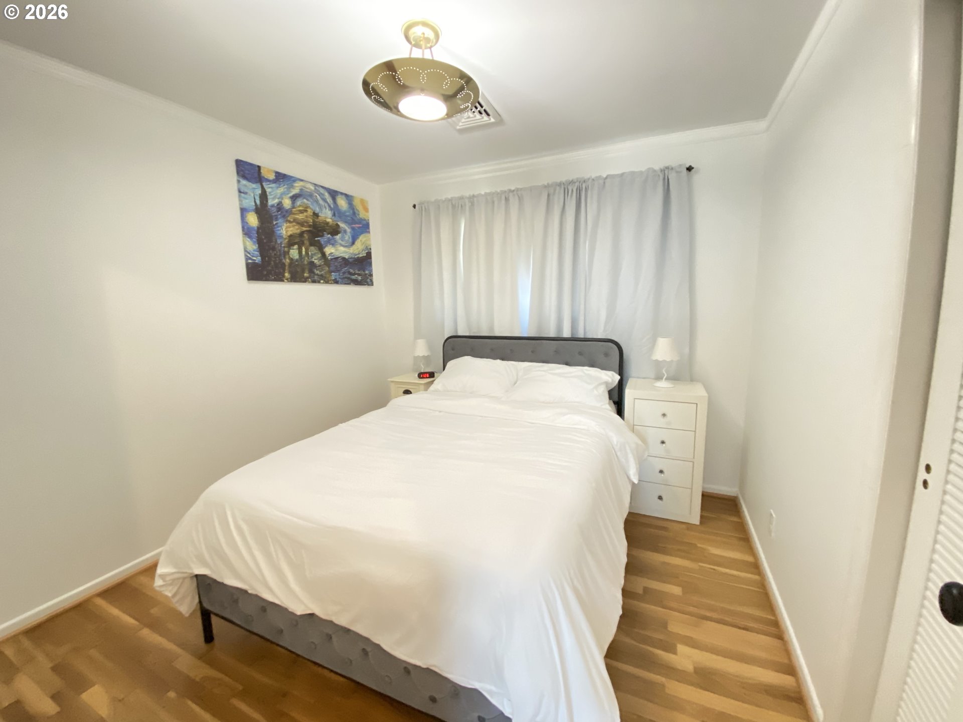 2872 Suffolk Court Eugene, OR 97401 - Photo 22 of 36 a bedroom with a bed and a window
