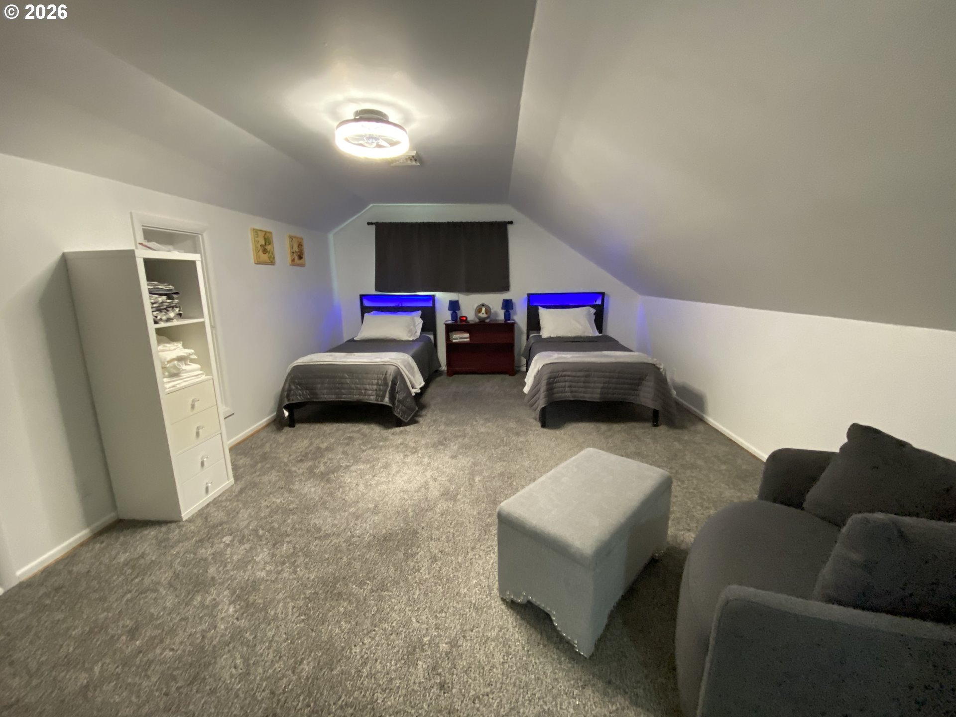 2872 Suffolk Court Eugene, OR 97401 - Photo 32 of 36 a living room with furniture and a window