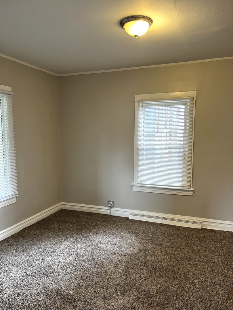 3807 Wesley Avenue Berwyn, IL 60402 - Photo 8 of 19