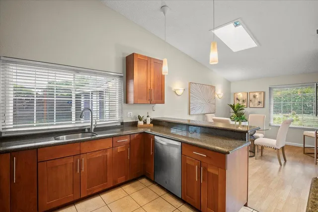 $1,700,000 | 1350 Cabrillo Highway North, Half Moon Bay, CA 94019