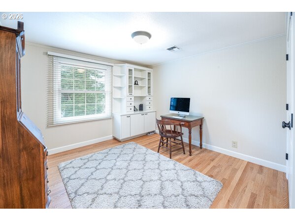 1778 Graham Drive Eugene, OR 97405 - Photo 22 of 38