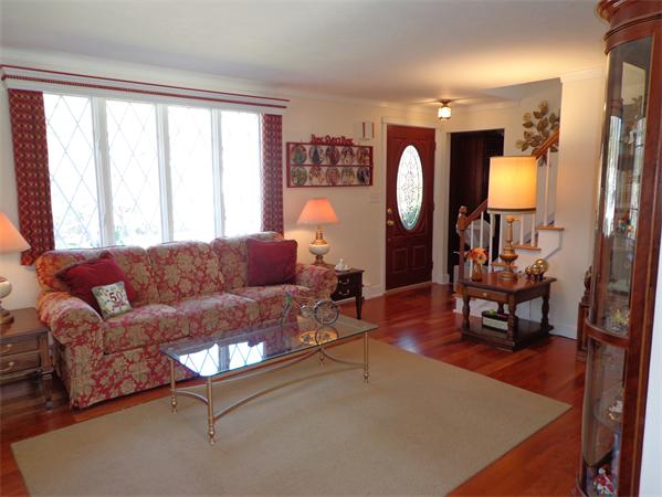 9 Ryder Road Weymouth, MA 02190 - Photo 4 of 28 Gallery Image 4