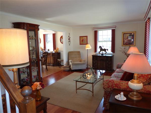 9 Ryder Road Weymouth, MA 02190 - Photo 5 of 28 Gallery Image 5