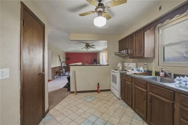 $199,900 | 117 Carries Drive, Burgettstown, PA 15021