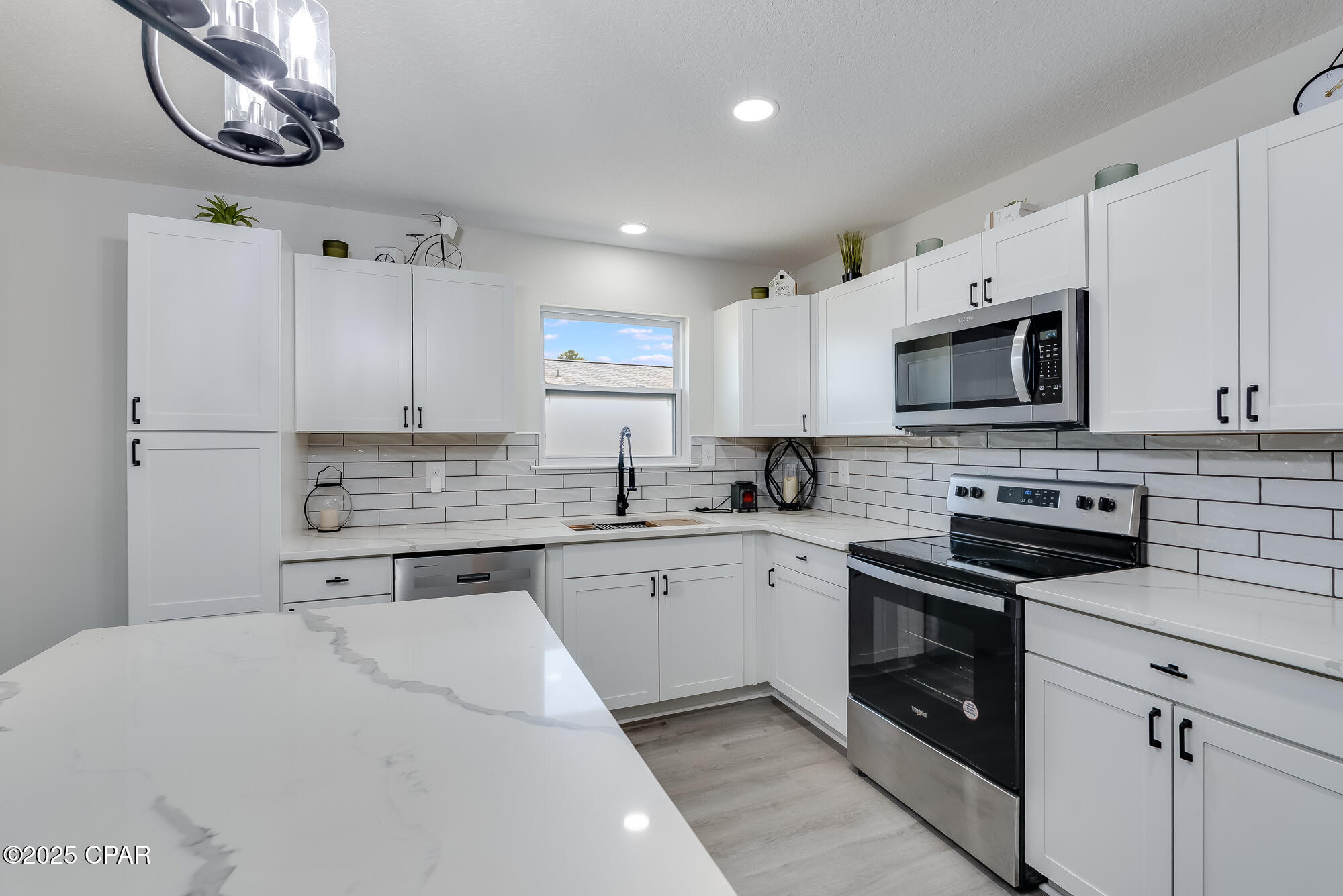 4643 Falcon Way Crestview, FL 32539 - Photo 9 of 32