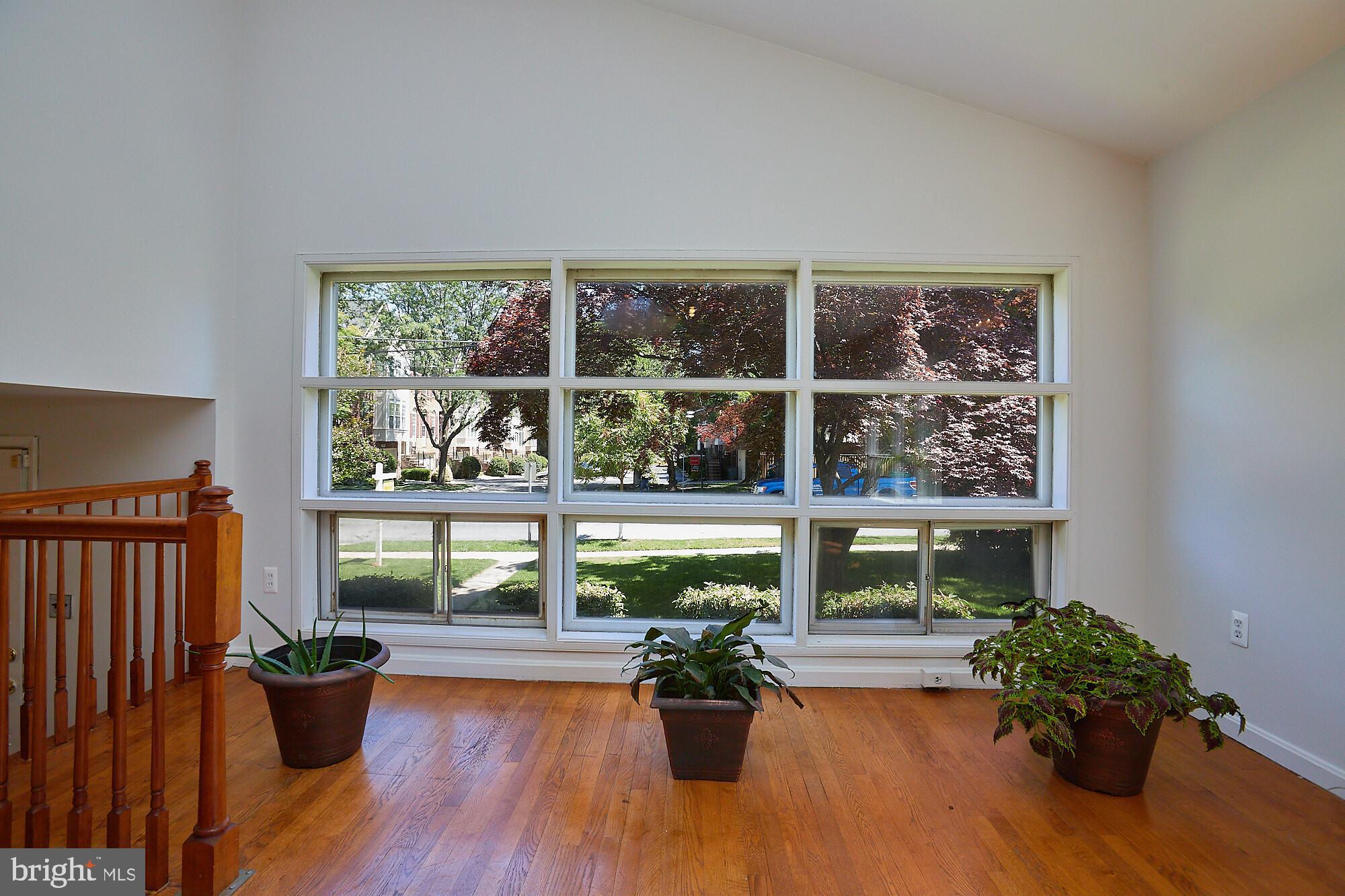 5921 Halpine Road Rockville, MD 20851 - Photo 4 of 34 Gallery Image 4
