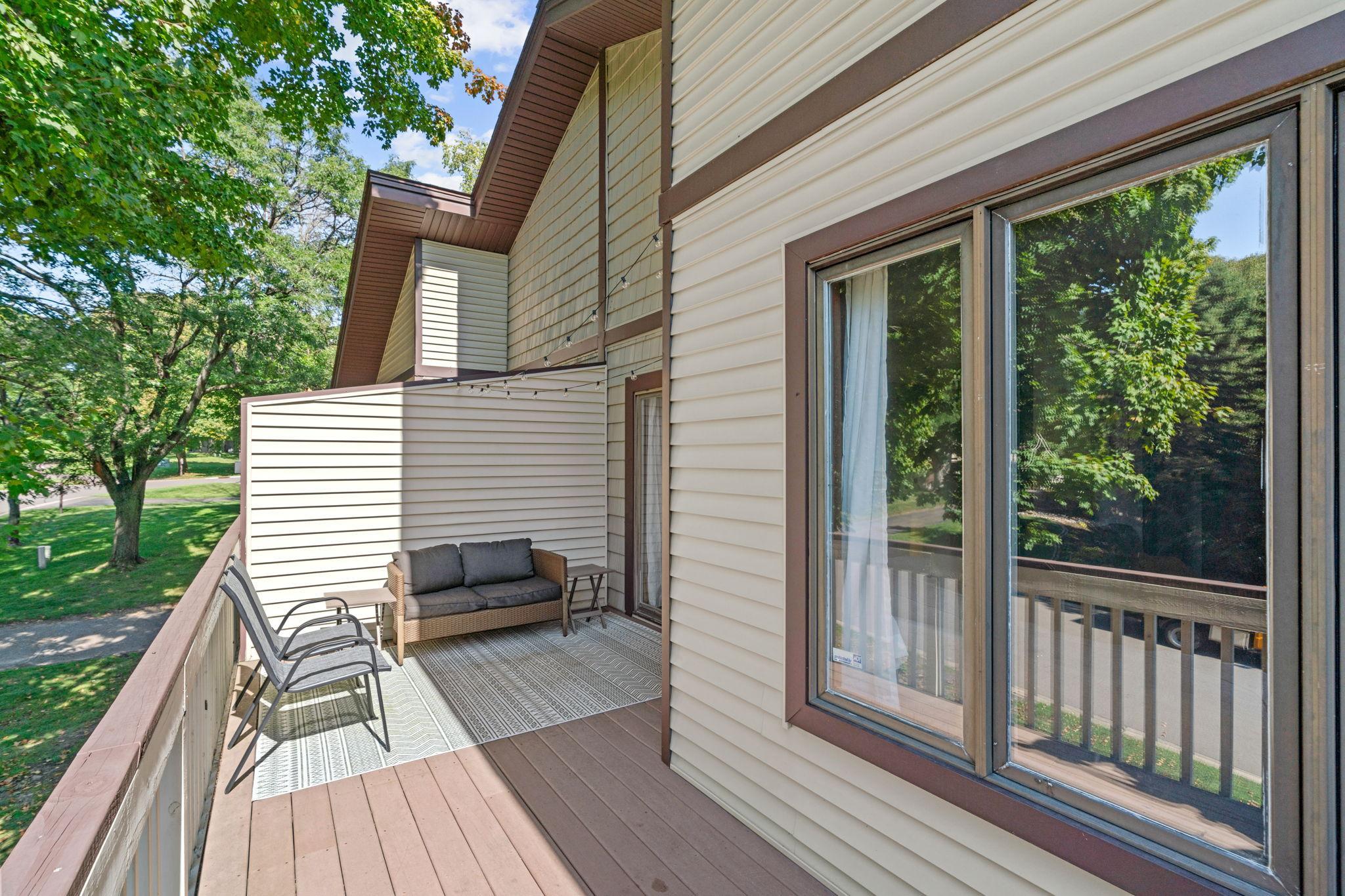 1595 Four Oaks Road Eagan, MN 55121 - Photo 13 of 33