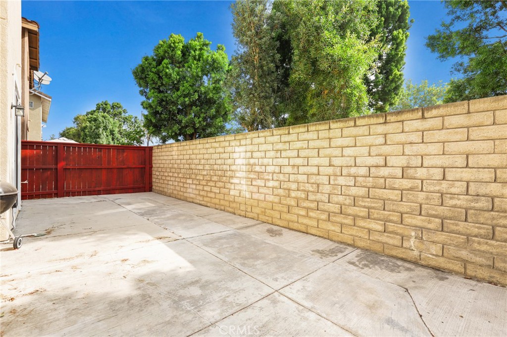 23006 Serra Drive Carson, CA 90745 - Photo 29 of 33