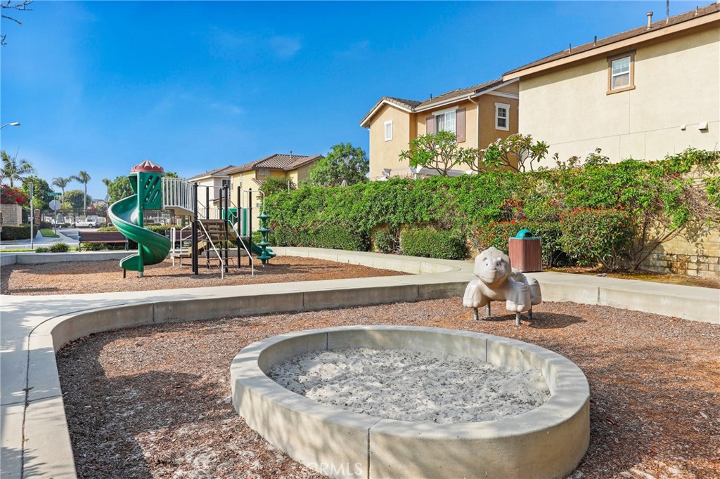 23006 Serra Drive Carson, CA 90745 - Photo 31 of 33