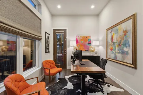 $880,000 | 4327 Cabell Drive, Dallas, TX 75204