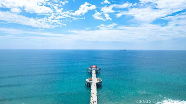 $1,350,000 | 5082 Edinger Avenue, Huntington Beach, CA 92649