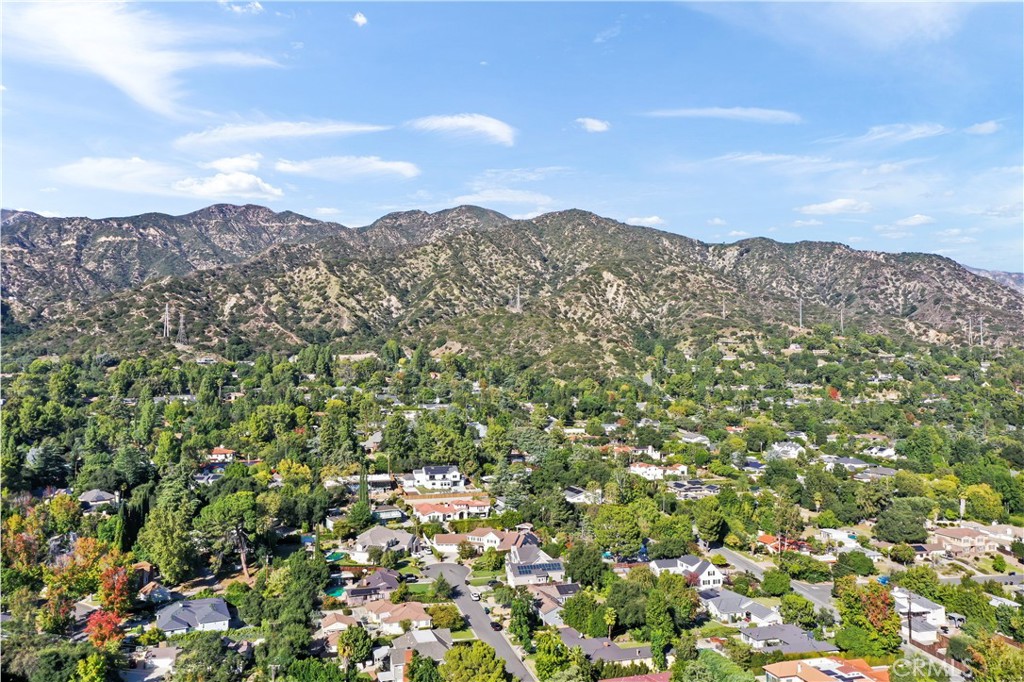 1237 Olive Lane La Canada Flintridge, CA 91011 - Photo 56 of 57