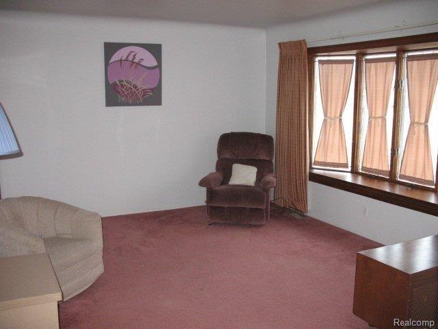 32728 Bunert Road Warren, MI 48088 - Photo 5 of 11 015.JPG
