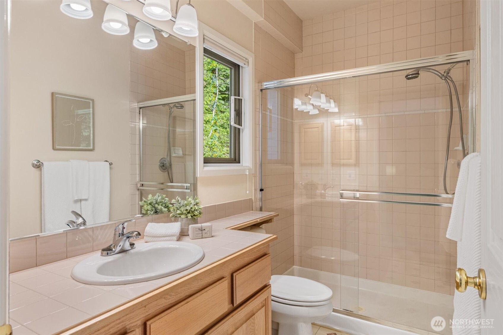 9804 Northeast Riverbend Drive, Unit B101 Bothell, WA 98011 - Photo 30 of 36