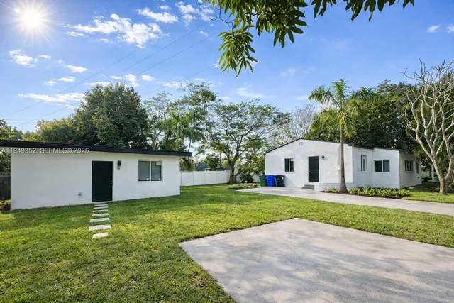 $795,000 | 120 Northwest 16th Street, Fort Lauderdale, FL 33311