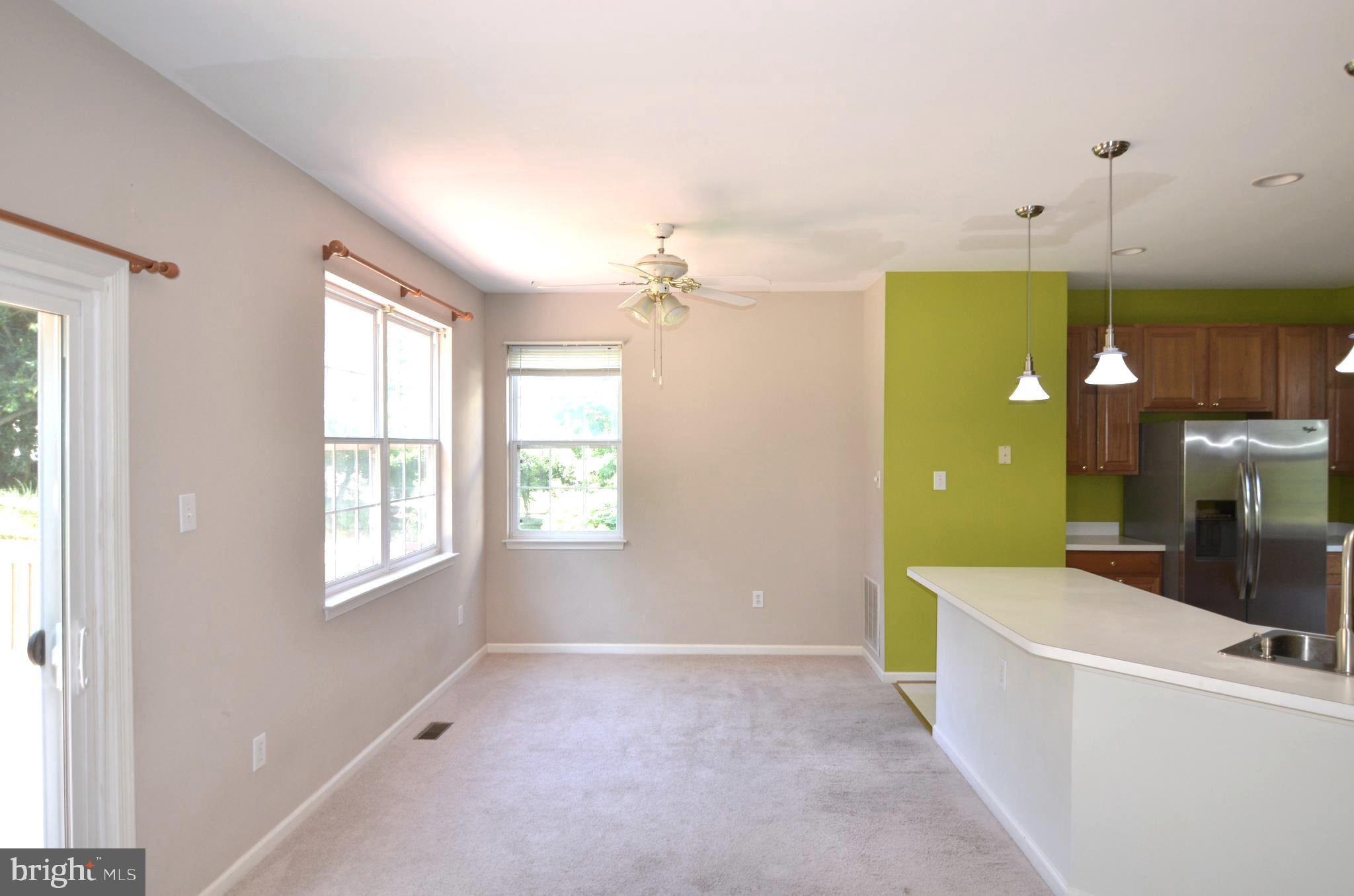 12930 Summit Ridge Terrace Germantown, MD 20874 - Photo 13 of 40 BREAKFAST NOOK