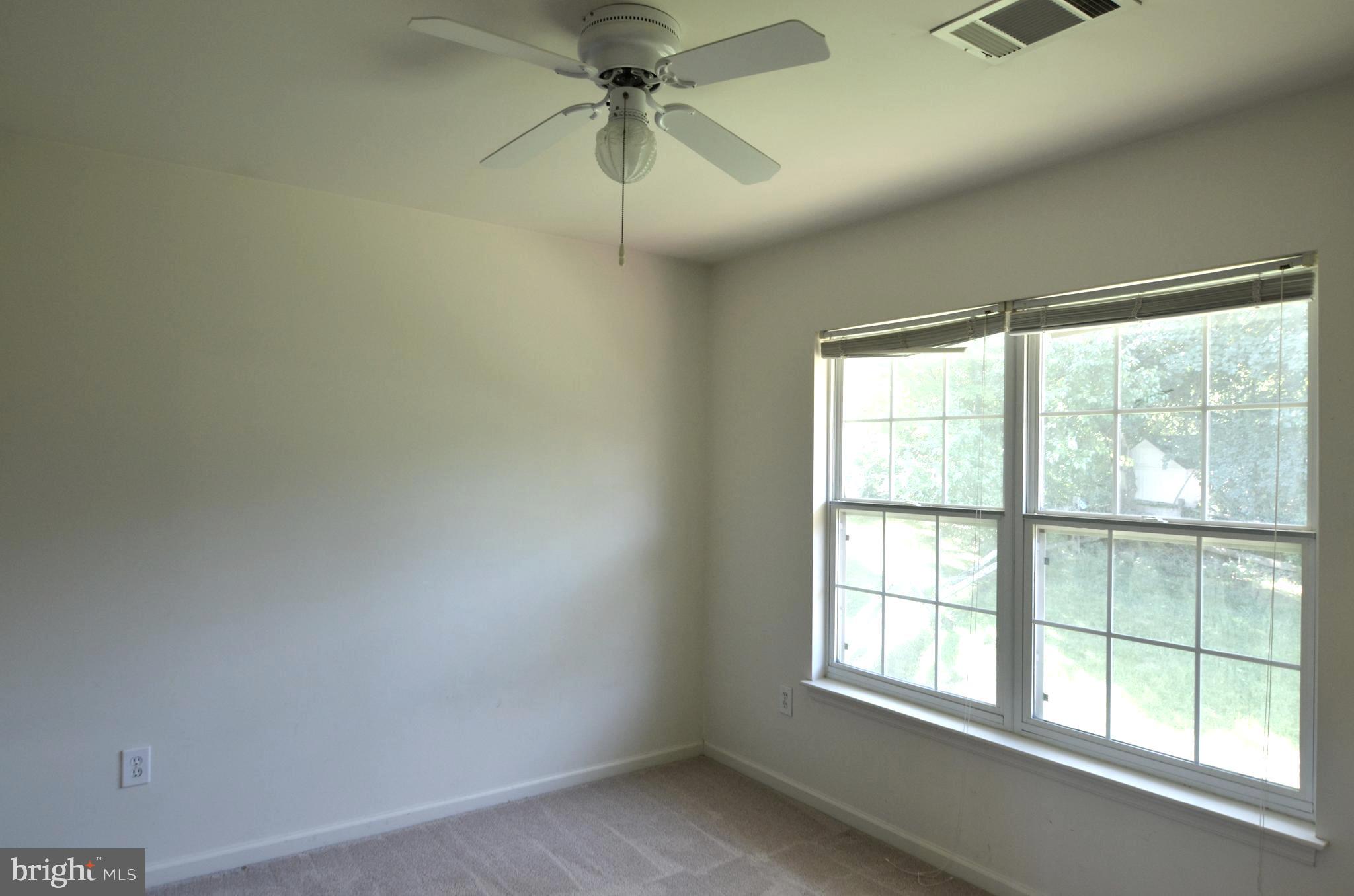 12930 Summit Ridge Terrace Germantown, MD 20874 - Photo 35 of 40 THIRD BEDROOM