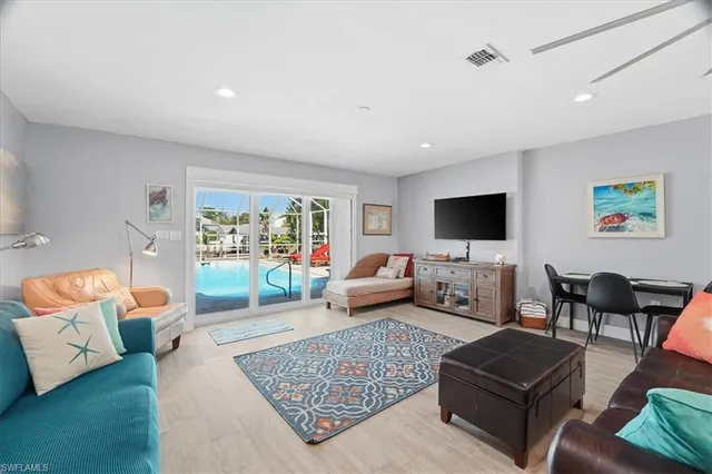 $1,000,000 | 4838-4836 Esplanade Street, Bonita Springs, FL 34134