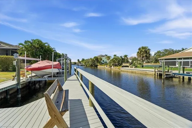 $1,000,000 | 4838-4836 Esplanade Street, Bonita Springs, FL 34134