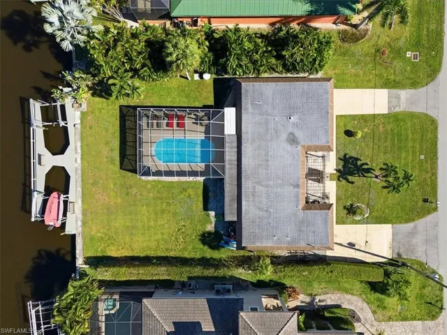 $1,000,000 | 4838-4836 Esplanade Street, Bonita Springs, FL 34134