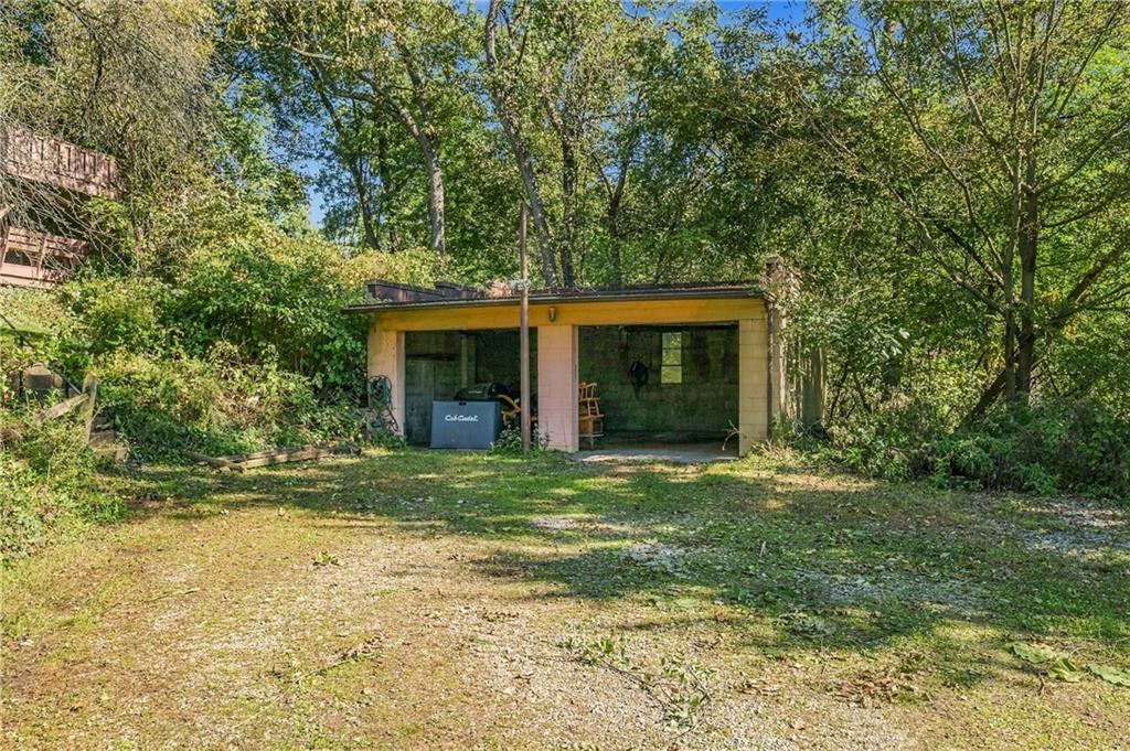 218 Elmore Road Pittsburgh, PA 15221 - Photo 30 of 34 Gallery Image 30