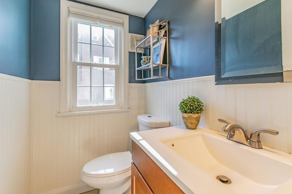 5 Crescent Road Longmeadow, MA 01106 - Photo 21 of 34 Gallery Image 21