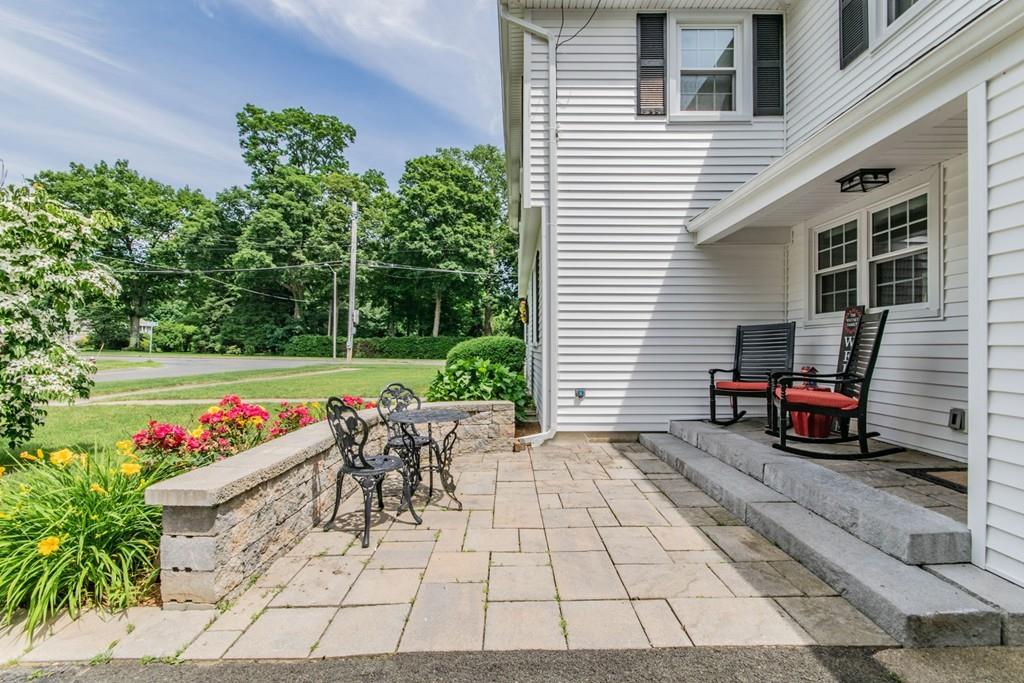 5 Crescent Road Longmeadow, MA 01106 - Photo 5 of 34 Gallery Image 5