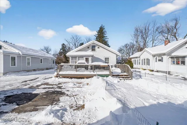 $219,000 | 5 Bloomingdale Avenue, East Greenbush, NY 12061