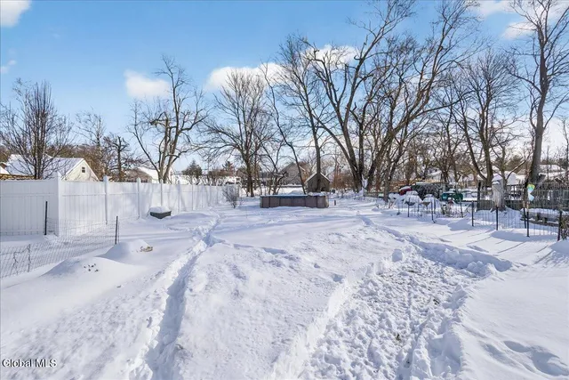 $219,000 | 5 Bloomingdale Avenue, East Greenbush, NY 12061