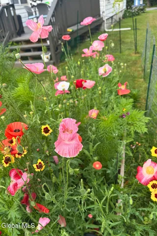 $219,000 | 5 Bloomingdale Avenue, East Greenbush, NY 12061