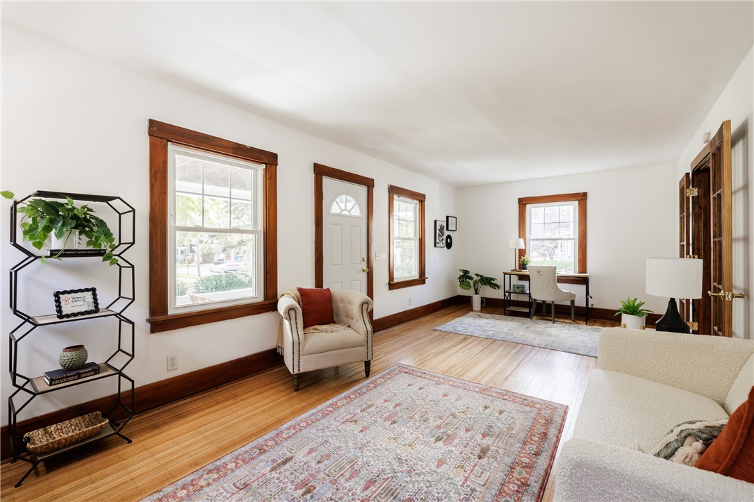 84 Winbourne Road Rochester, NY 14611 - Photo 11 of 27