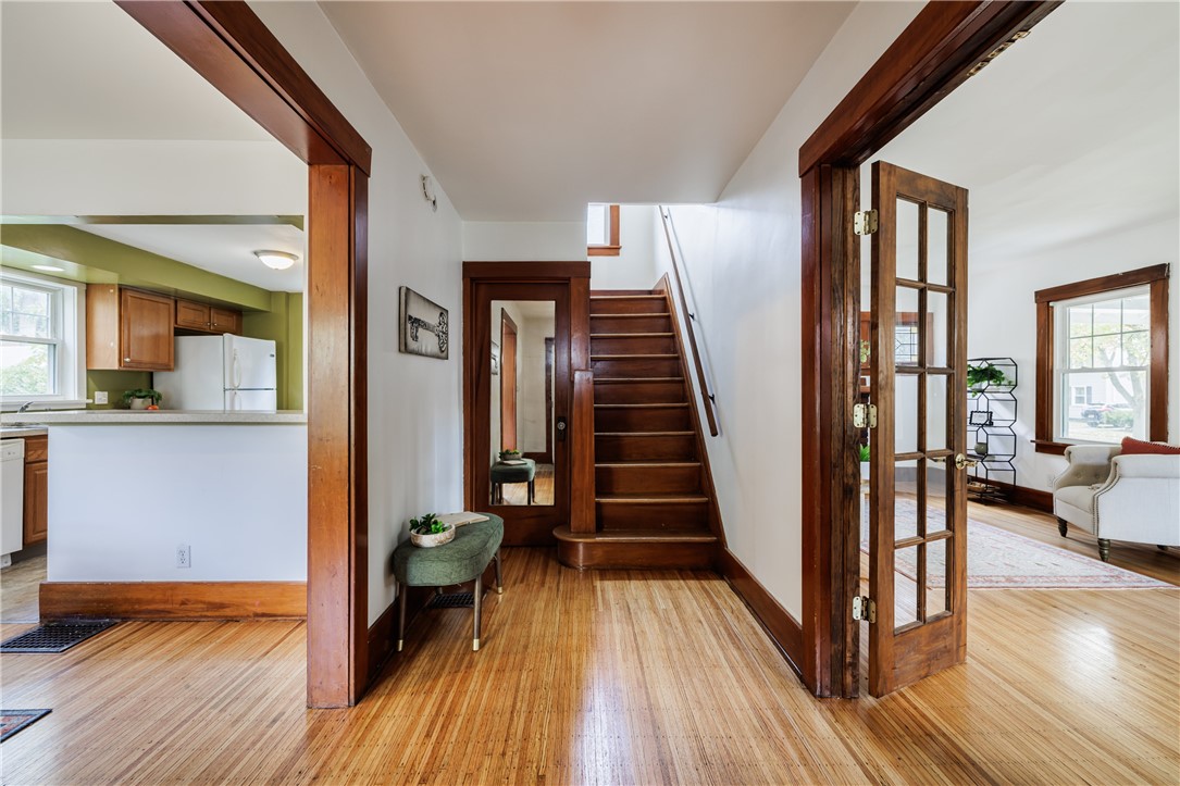 84 Winbourne Road Rochester, NY 14611 - Photo 5 of 27