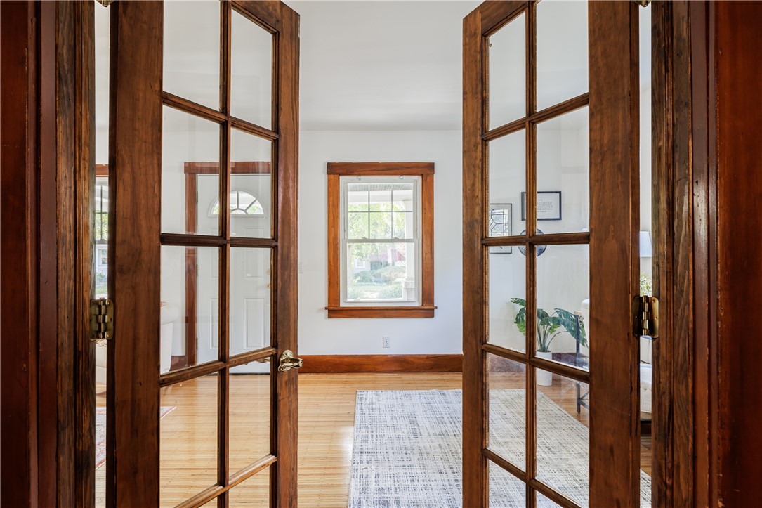 84 Winbourne Road Rochester, NY 14611 - Photo 7 of 27