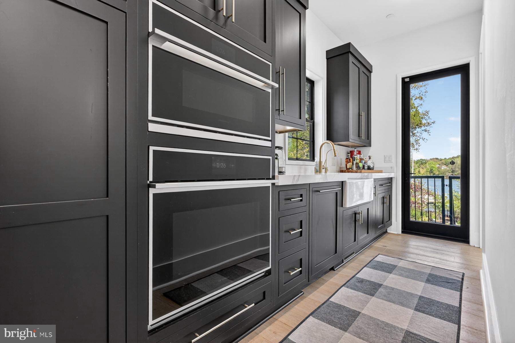 3275 Harness Creek Road Annapolis, MD 21403 - Photo 18 of 40 Additional prep space and appliances