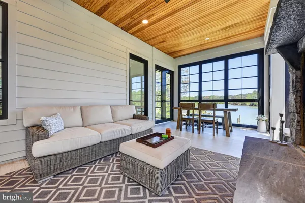 $3,950,000 | 3275 Harness Creek Road, Annapolis, MD 21403