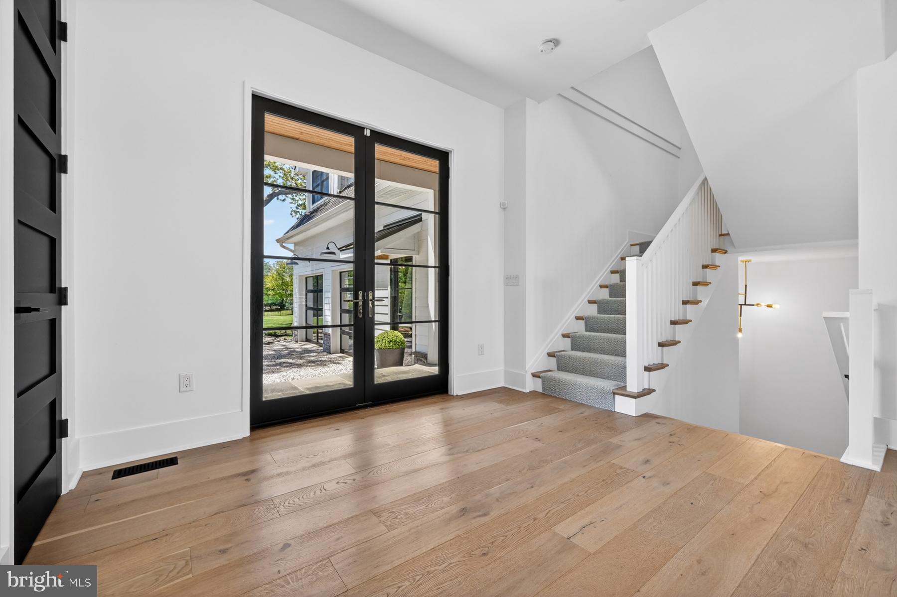 3275 Harness Creek Road Annapolis, MD 21403 - Photo 24 of 40 Foyer sets the stage for the stunning wood floors