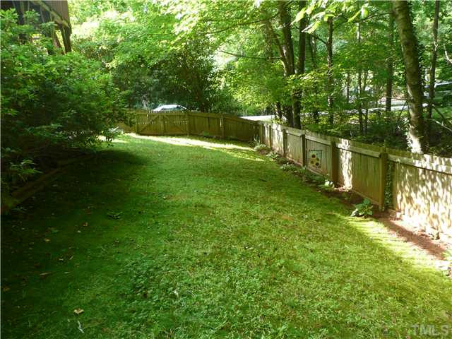 5644 North Hawthorne Way Raleigh, NC 27613 - Photo 16 of 21 Back Yard