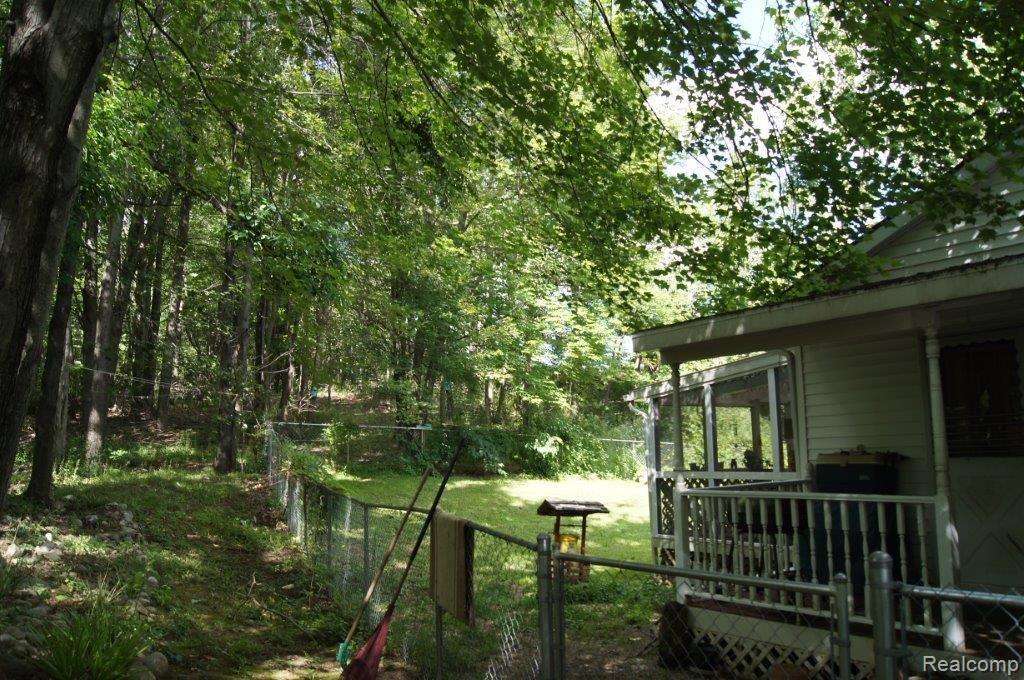5643 Ewalt Road Imlay City, MI 48444 - Photo 23 of 29 5643 Ewalt (8).jpg