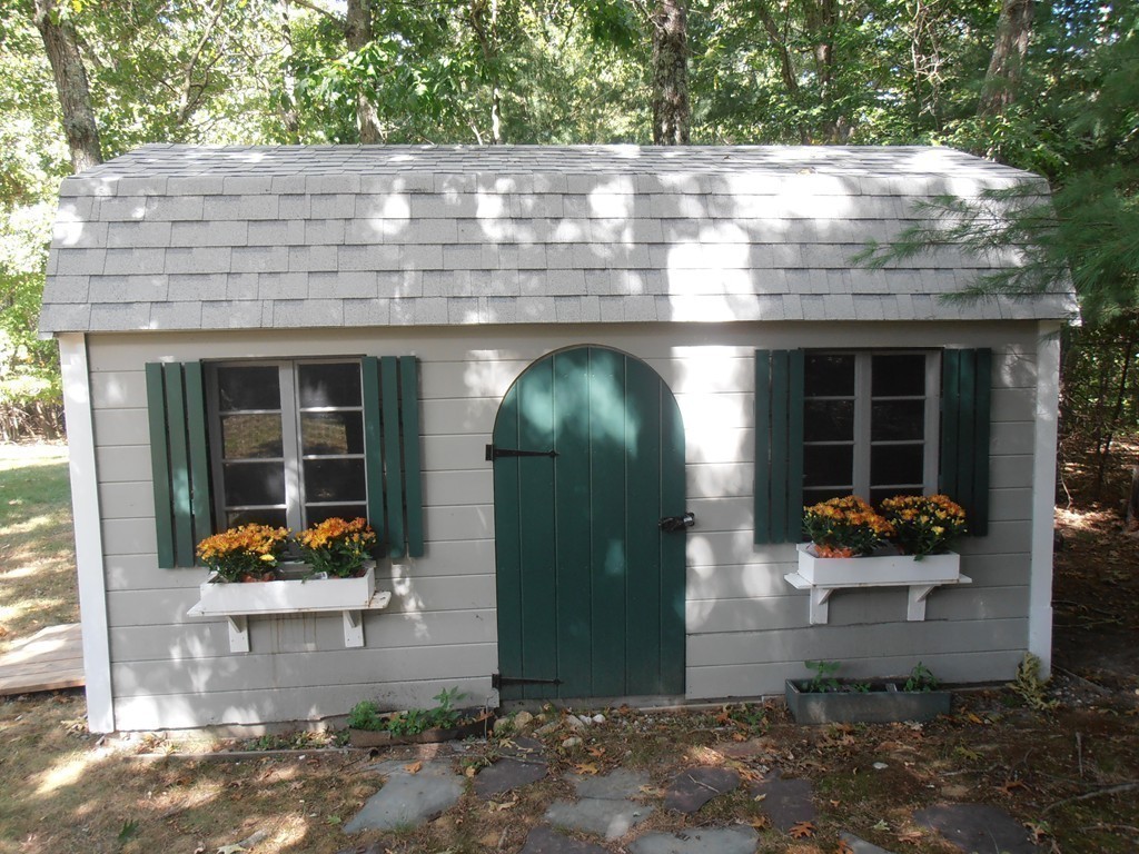 29 Borderland Road Sharon, MA 02067 - Photo 28 of 30 Gallery Image 28