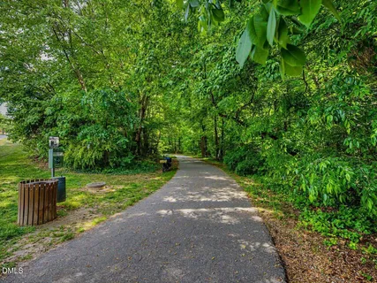 $785,000 | 913 Edgewater Circle, Chapel Hill, NC 27516