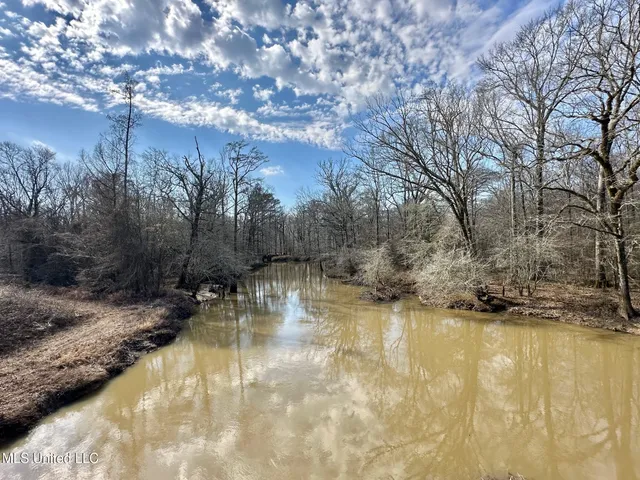$1,870,000 | 2 Evans Road, Carthage, MS 39051
