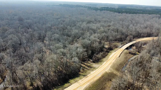 $1,870,000 | 2 Evans Road, Carthage, MS 39051