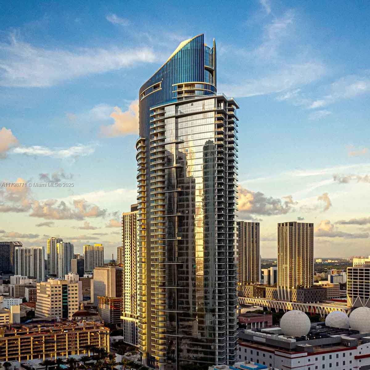 851 Northeast 1st Avenue, Unit 2703 Miami, FL 33132 - Photo 16 of 17