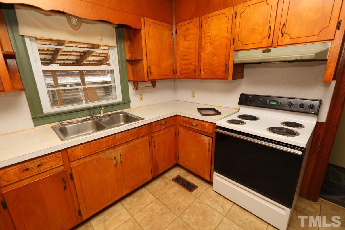 868 Hanford Road Skipwith, VA 23968 - Photo 6 of 20