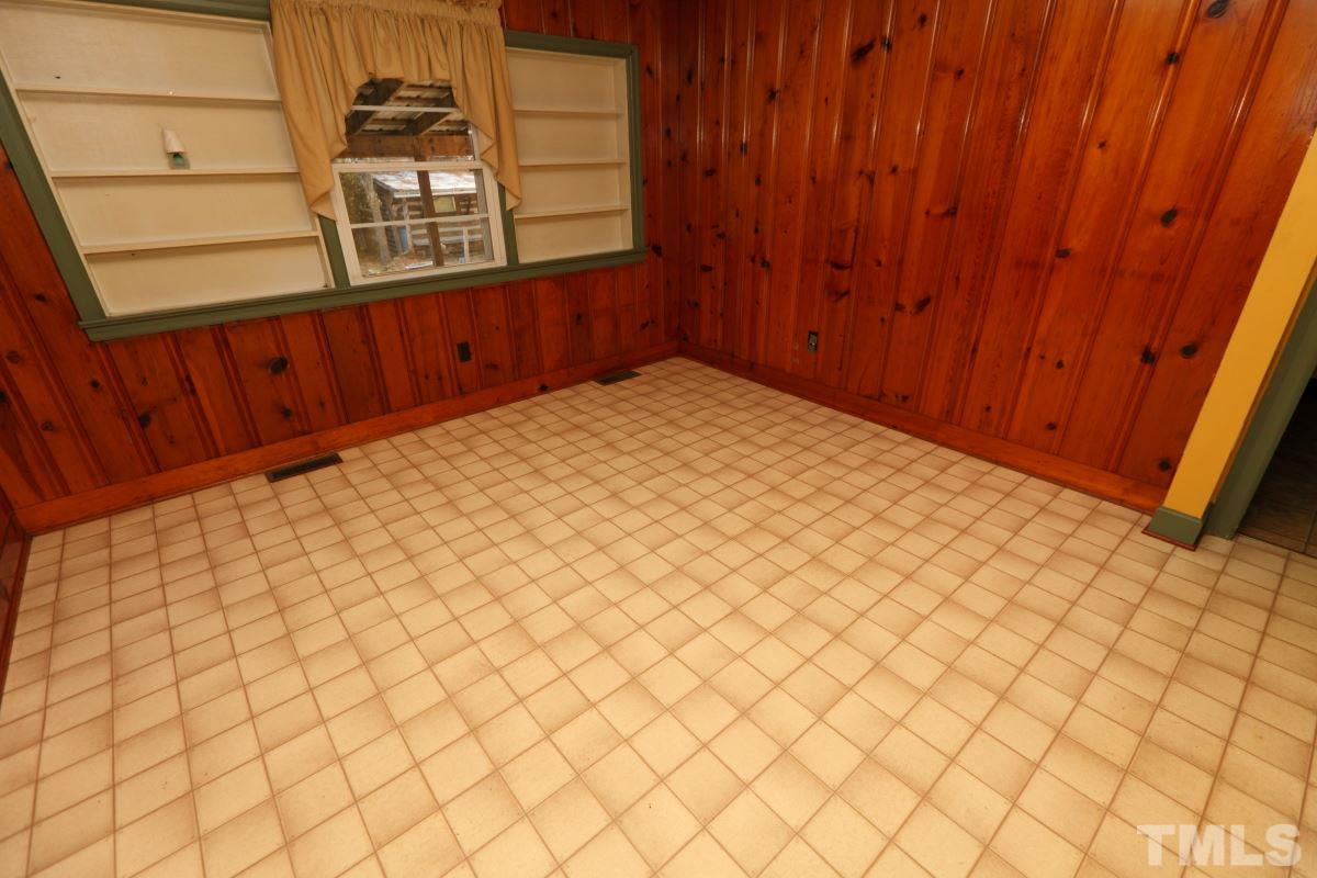 868 Hanford Road Skipwith, VA 23968 - Photo 8 of 20